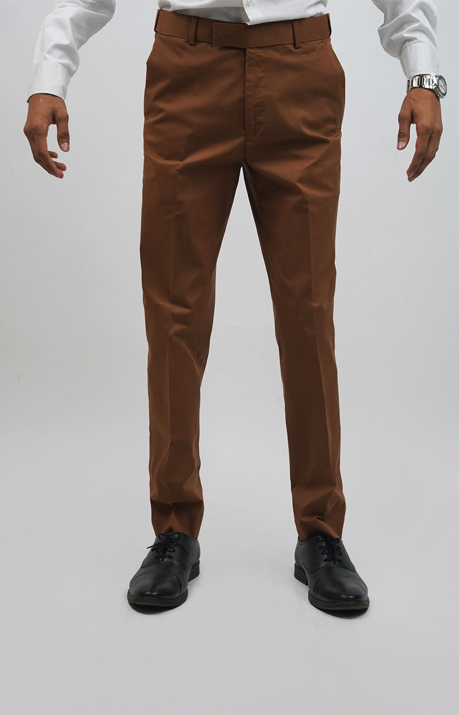 Slim-Fit Trousers Brown